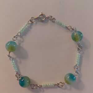 Armbandje groen en blauw